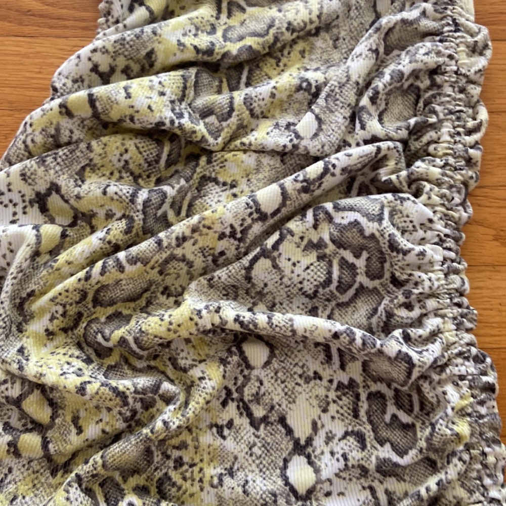 ZARA Snakeskin Ribbed Knit Ruched Midi Dress - Picture 2 of 5